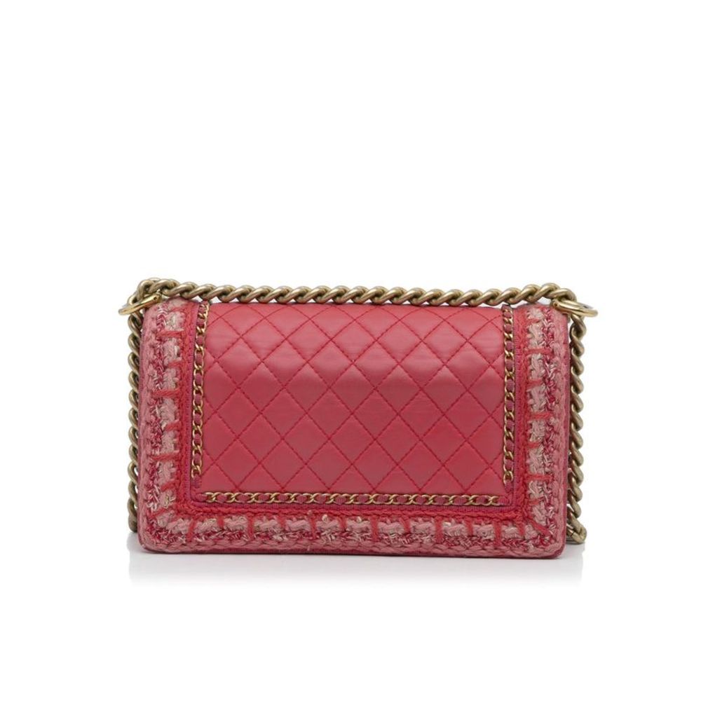 Pre Loved Chanel Quilted Lambskin Leather Crossbody Bag with Chain Strap - Picture 4 of 10